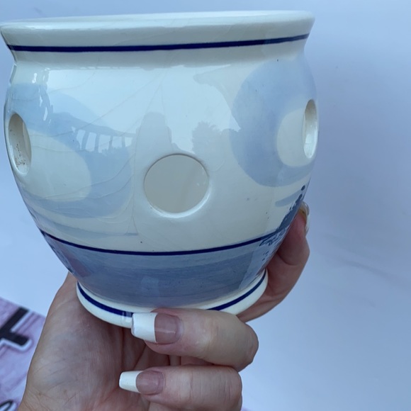 Vintage Delft Holland earthenware planter - Picture 12 of 12